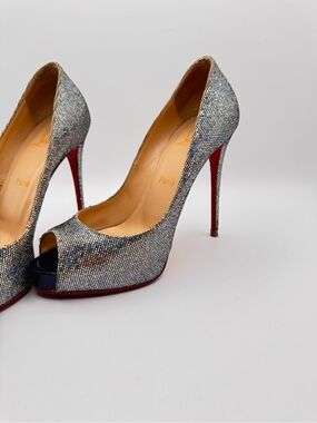 Christian Louboutin Very Prive 120 Disco Peep Toe Pumps EU 37 Iridescent